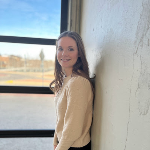 Meet your Posher, Nicole - Picture 1 of 1